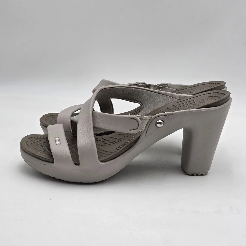 Crocs Shoes Womens Size 9 Platinum Pewter Cyprus IV Heeled Sandals 14558-0V0